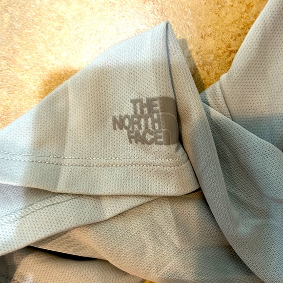 Solid moisture wicking shirt! - Picture 4 of 4